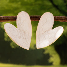 A Pair of Women's Earrings, Smooth Irregular Heart-Shaped Earrings, Suitable for Everyday Wear and Vacation Wear