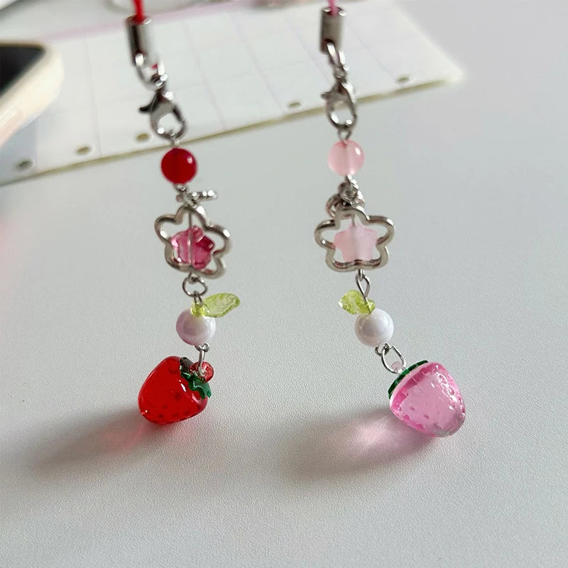 1Pc Lightweight Sweet Cute Strawberry Keychain Xyu Cellphone Charm Lanyard Lovely Fruits Chain for Girls Aesthetic Jewelry Props